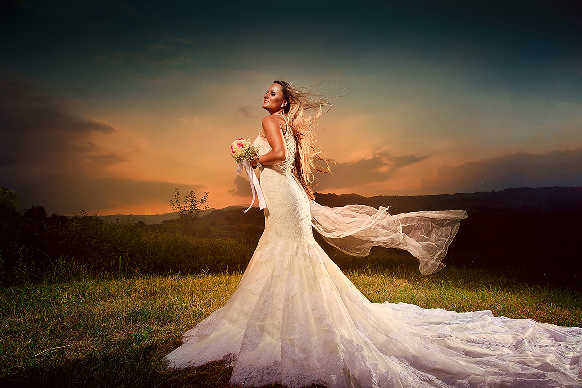 Hochzeitsfotografie – Wedding photography
Brautpaar – Bridal couple
Trauung – Wedding ceremony
Brautkleid – Wedding dress
Hochzeitslocation – Wedding venue